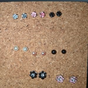 10/$25 Earring studs rhinestone crystal flowers faux pearl bundle cork board lot